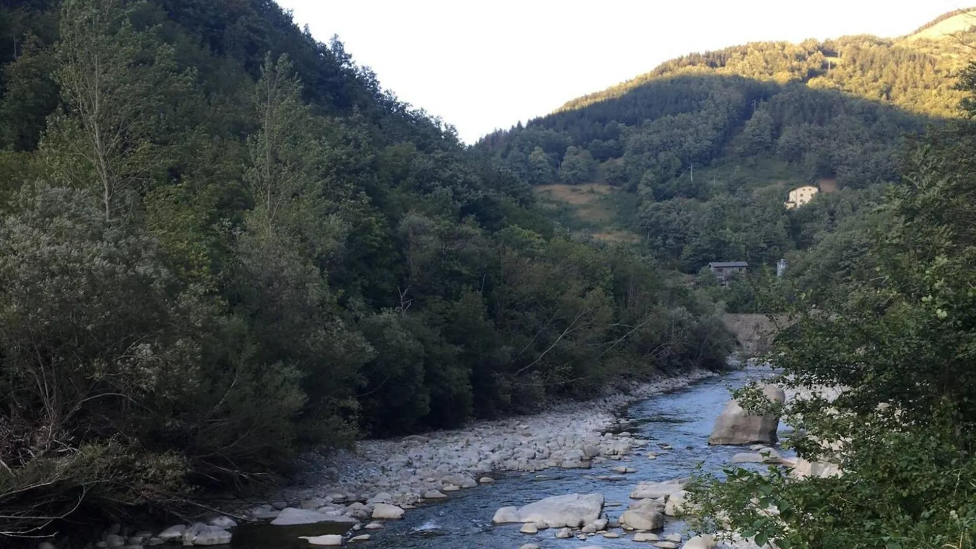 Casetta Immersa Nella Natura Riolunato 0*,